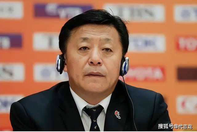 这就是为什么切尔西会考虑对加拉格尔的报价，而热刺和纽卡依然对英格兰中场很感兴趣。
